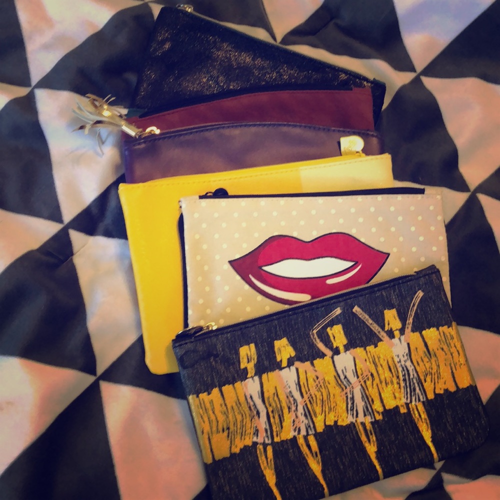 6 Ipsy cosmetics bags